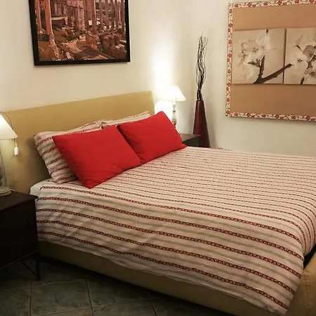 Tittoni Studio Apartment *